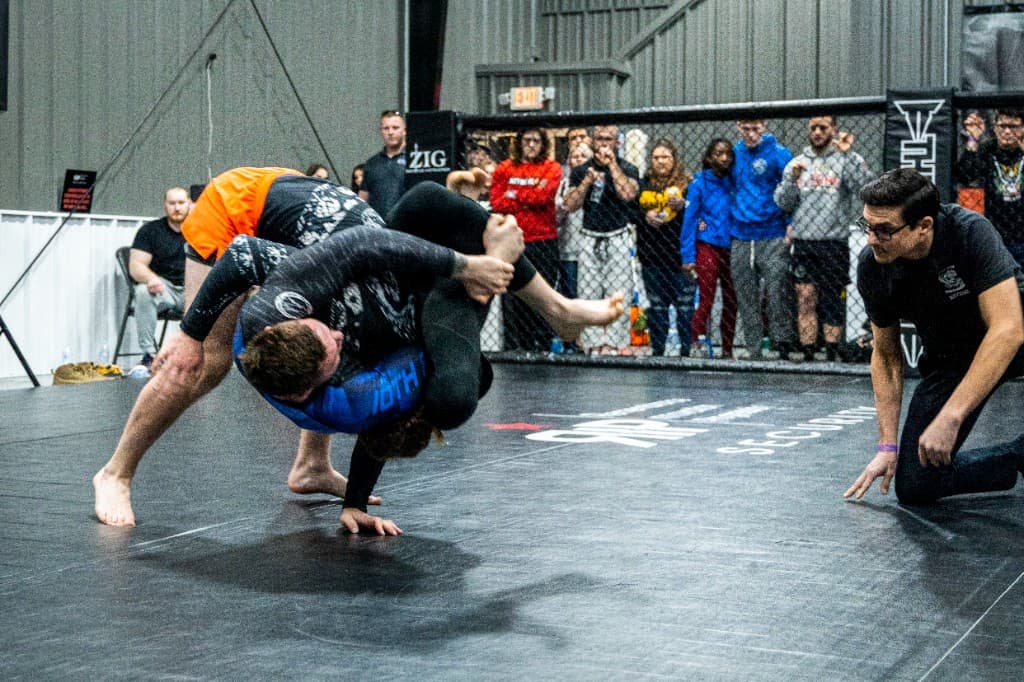 Combat sports photography — grappling & cage events